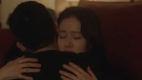 Something.In.The.Rain.S01.01_03_29_15.th.jpg