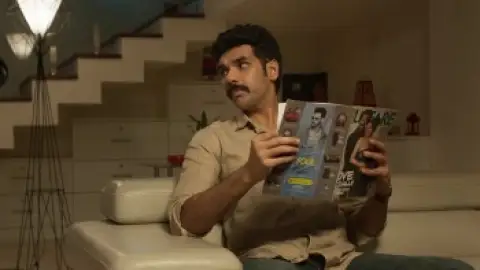 KABADADAARI.2021.1080p.UNCUT.WEB-DL.Hindi.Tamil.AAC.5.1.ESub.x264-HDHub4u.Tv.mkv.0002.th.jpg
