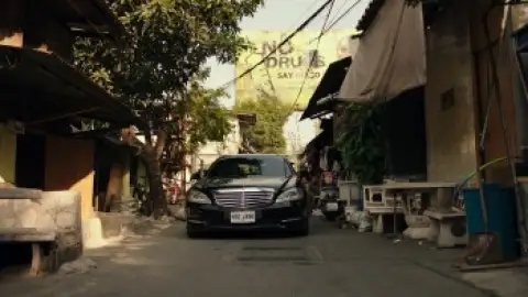 The.Childe.2023.1080p.WEB-DL.Hindi.5.1-Korean.ESub.x264-HDHub4u.Tv.mkv.0001.th.jpg
