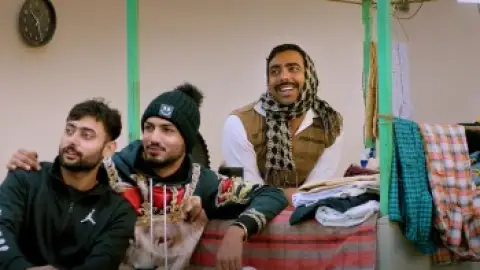 Download Kuriyan Jawan Bapu Preshaan 2021 Punjabi HDRip Full Movie