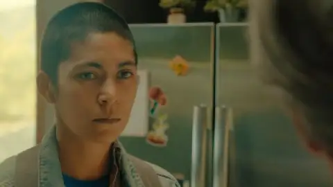 Sayen.Desert.Road.2023.1080p.WEB-DL.Hindi.5.1-English.5.1.ESub.x264-HDHub4u.Tv.mkv.0009.th.jpg