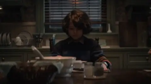 CobWeb.2023.1080p.BluRay.Hindi.ORG.2.0-English.5.1.ESub.x264-HDHub4u.Tv.mkv.0006.th.jpg