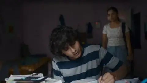 Half.CA.S01E03.1080p.WEB-DL.AAC.2.0.ESub.x264-HDHub4u.Tv.mkv.0001.th.jpg
