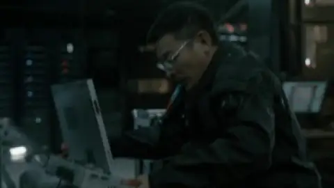 The.Wandering.Earth.2.2023.1080.mkv.0007.th.jpg