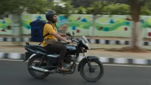 Download Zwigato 2023 Hindi HDRip Full Movie