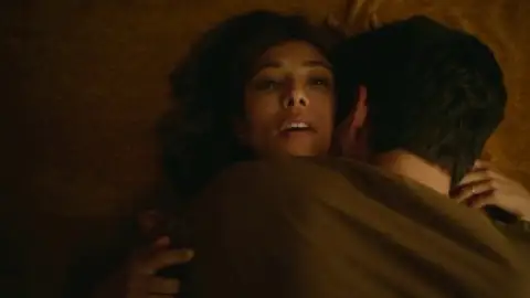 Download Who Is Erin Carter? Season 1 Hindi Dubbed HDRip ALL Episodes