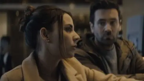 Quicksand.2023.1080p.WEB-DL.Hindi.5.1-English.ESub.x264-HDHub4u.Tv.mkv.0000.th.jpg
