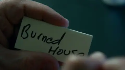 Rememory.2017.1080p.BluRay.Hindi.ORG.2.0-English.5.1.ESub.x264-HDHub4u.Tv.mkv.0003.th.jpg