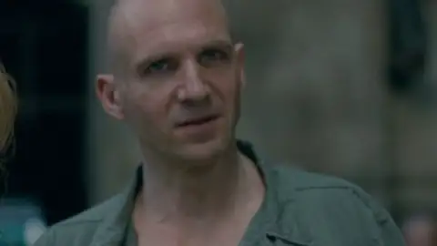 Vlcsnap.mkv-frame142756.th.jpg