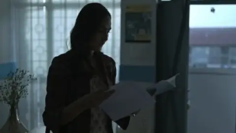 Choona.S01E04.1080p.WEB-DL.5.1.ESub.x264-HDHub4u.Tv.mkv.0000.th.jpg