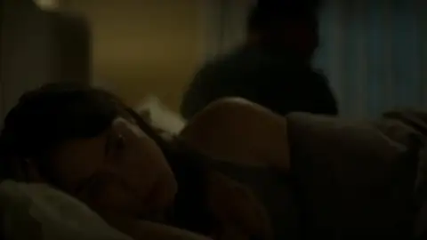 A.Million.Miles.Away.2023.1080p.WEB-DL.Hindi.5.1-English.ESub.x264-HDHub4u.Tv.mkv.0006.th.jpg