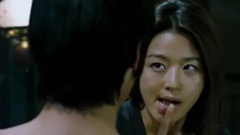 Download The Thieves (2012) Hindi Dubbed BluRay Full Movie