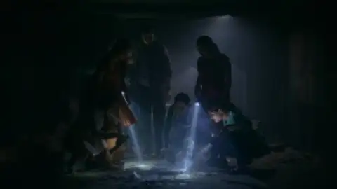 Download Suzhal - The Vortex (Season 2) Hindi Dubbed HDRip Full Series