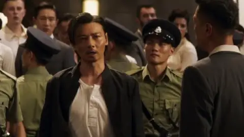 Master.Z.Ip.Man.Legacy.2018.01_38_45_09.th.jpg