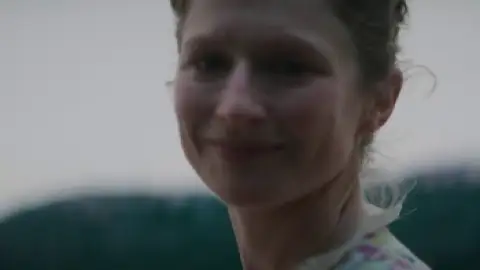 The.Nun.II.2023.1080p.WEB-DL.Hindi.5.1-English.ESub.x264-HDHub4u.Tv.mkv.0008.th.jpg