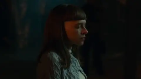 Bodies.S01E05.1080p.WEB-DL.Hindi.5.1-English.ESub.x264-HDHub4u.Tv.mkv.0004.th.jpg