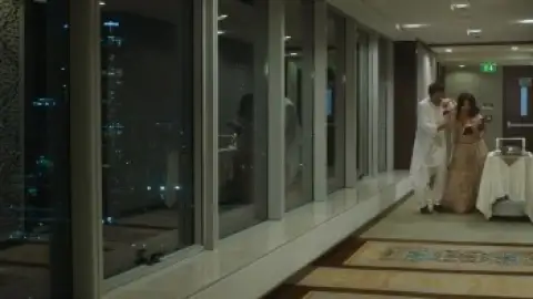 Thank.You.for.Coming.2023.720p.WEB-DL.5.1.ESub.x264-HDHub4u.Tv.mkv.0005.th.jpg