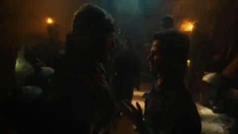 Ambush.720p.WEB-DL.Hindi-English.ESub.x264-HDHub4u.Tv.mkv.0006.th.jpg