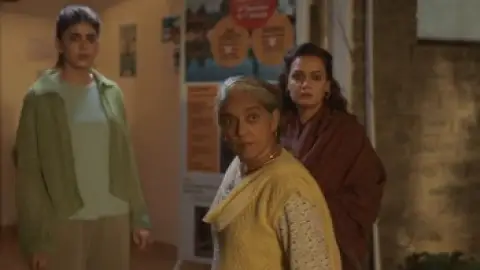 Dhak.Dhak.2023.1080p.Hindi.WEB-DL.5.1.ESub.x264-HDHub4u.Tv.mkv.0005.th.jpg