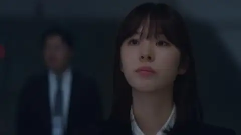Unlock.My.Boss.S01.00_04_34_08.th.jpg