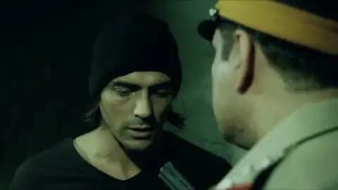Don.2006.1080p.BluRay.5.1.ESub.x264-HDHub4u.Tv.mkv.0003.md.jpg