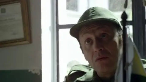 Narcos.S01.00_45_56_19.th.jpg