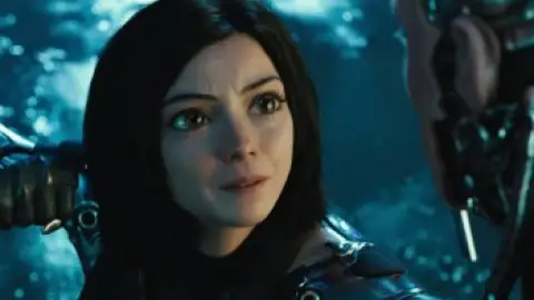 Alita.Battle.Angel.2019.01_37_33_22.th.jpg