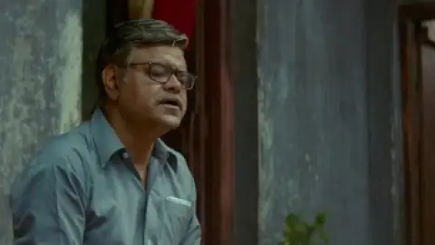 Download Angrezi Mein Kehte Hain 2018 Hindi HDRip Full Movie