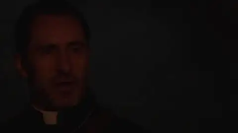 The.Nun.2018.01_17_15_22.th.jpg