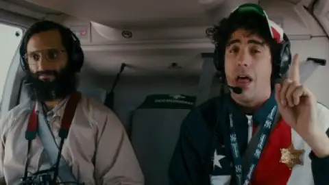 The.Dictator.2012.00_45_41_06.th.jpg