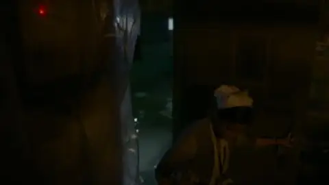 Mumbai.Diaries.S02.E04.1080p.Hindi.WEB-DL.5.1.ESub.x264-HDHub4u.Tv.mkv.0003.th.jpg